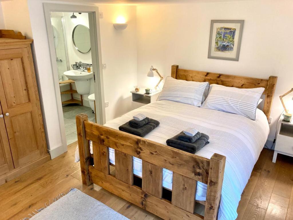 Westbury Cross House Bed & Breakfast מראה חיצוני תמונה