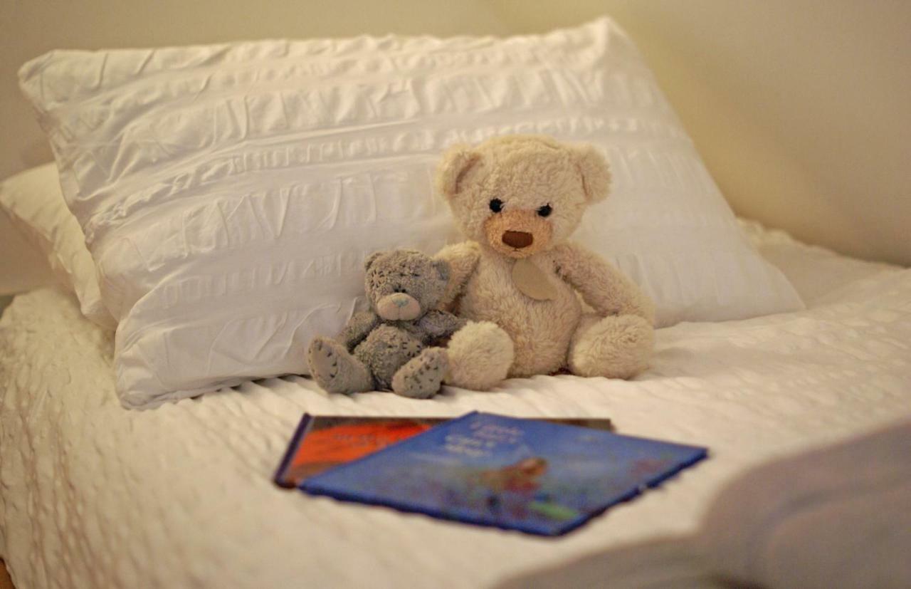 Westbury Cross House Bed & Breakfast מראה חיצוני תמונה